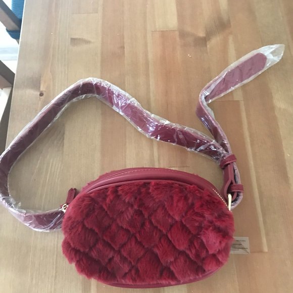 Hello 3am NWT Furry Dark Red faux leather waist bag - Picture 1 of 5